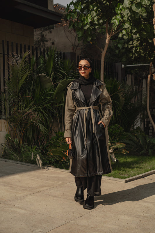 The Contrast Trench Coat - Black & Olive